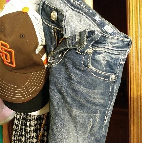 MissMe Jean - Picture 2 of 4